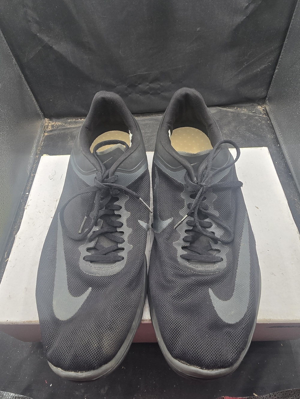 Nike Men's Black/Gray‎ Lightweight Running Shoes